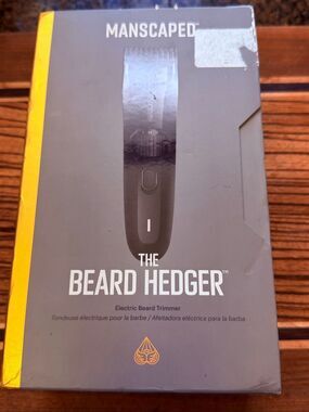NWT Manscaped The Beard Hedger